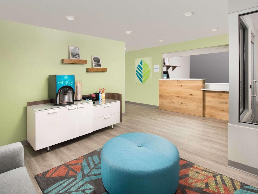 Suburban Studios Watford City Ngoại thất bức ảnh