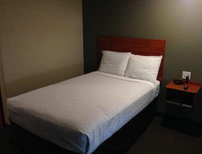 Suburban Studios Watford City Ngoại thất bức ảnh